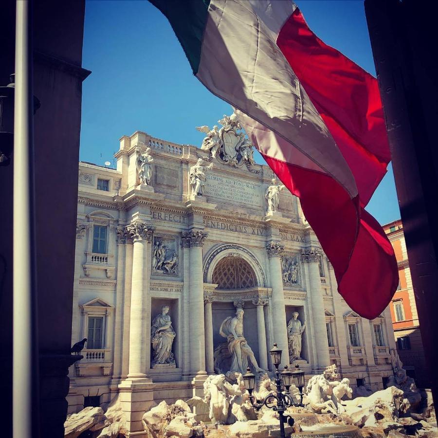 Trevinestrome - Exclusive Trevi Fountain View Apartment Exteriör bild