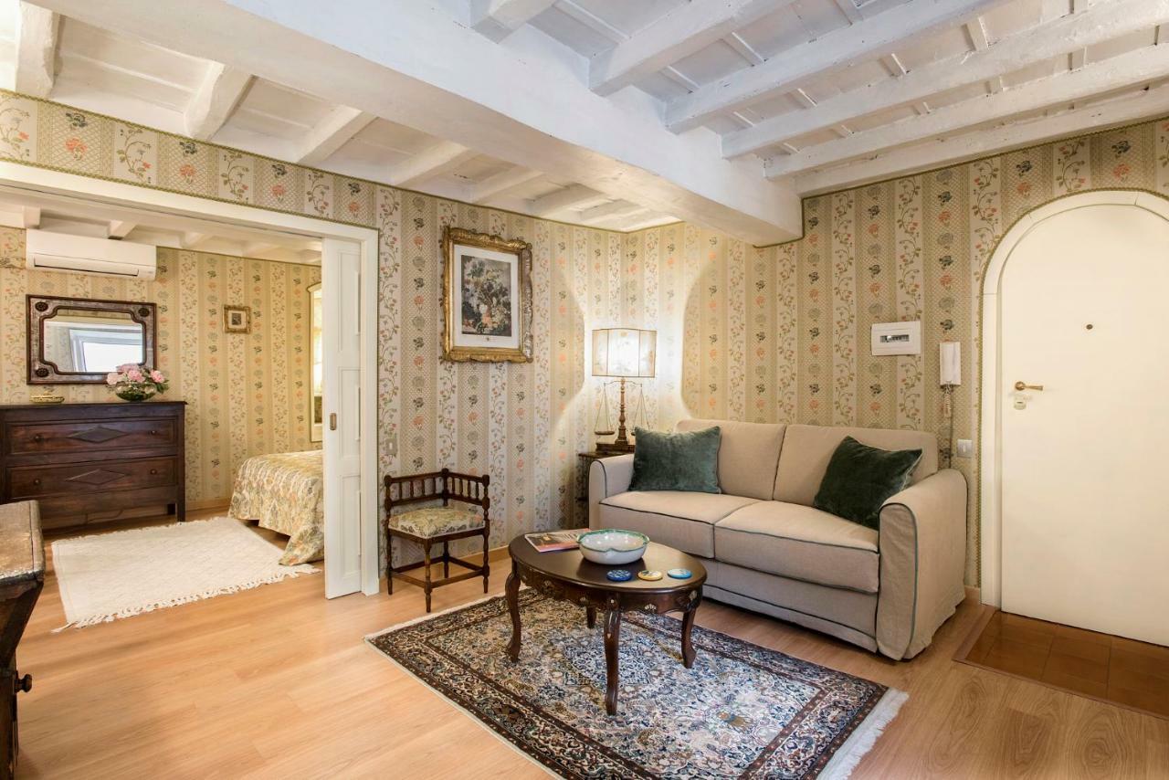 Trevinestrome - Exclusive Trevi Fountain View Apartment Exteriör bild